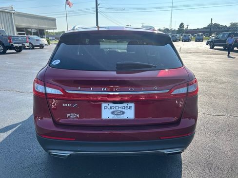 Used 2017 Lincoln MKX Select w/ Select Plus Package FWD image 6