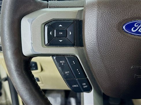 Used 2018 Ford F150 Lariat w/ Equipment Group 502A Luxury image 23