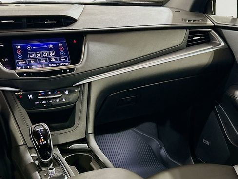Used 2024 Cadillac XT5 Luxury w/ LPO, Floor Liner Package image 19