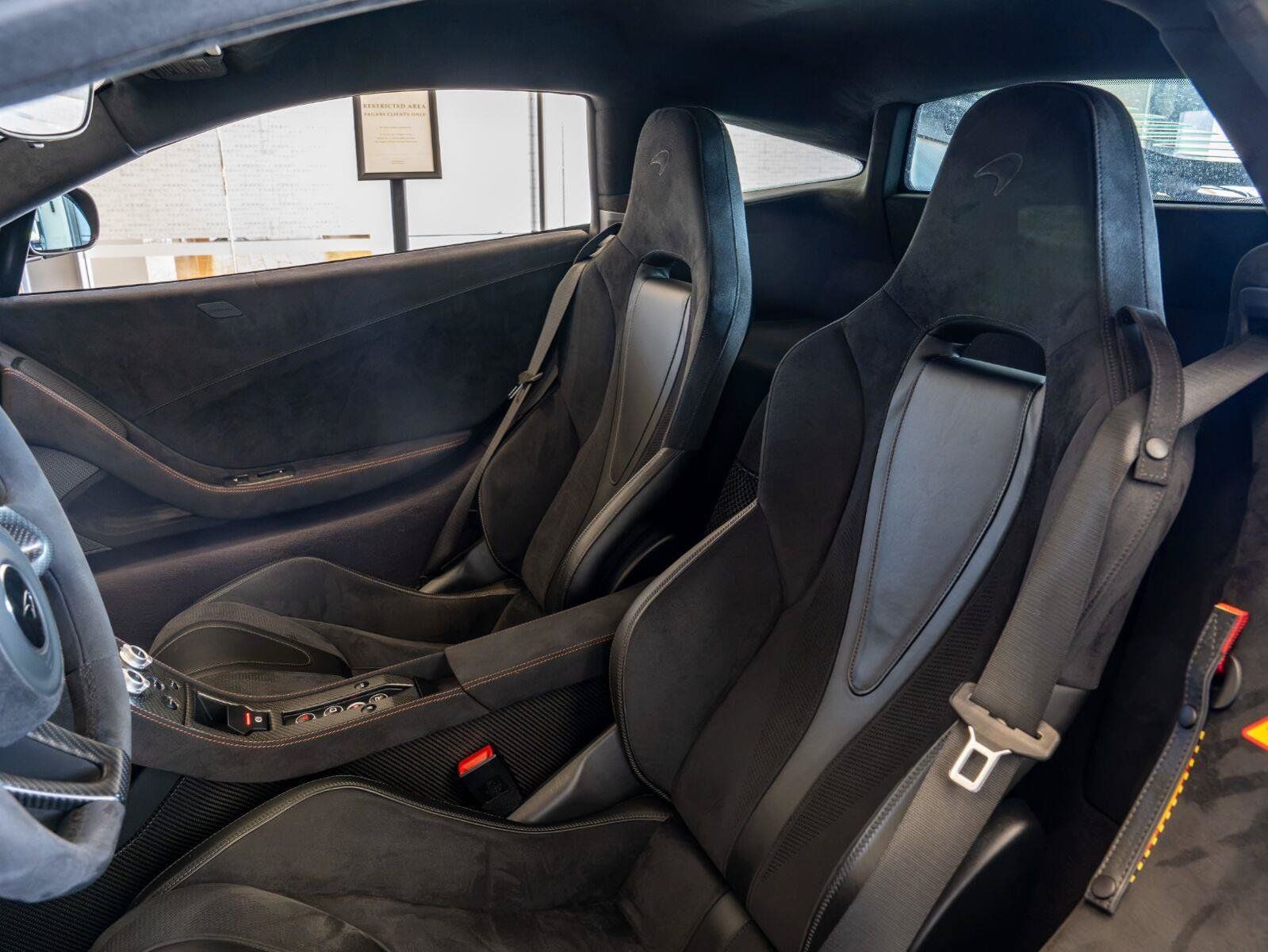 Used 2016 McLaren 675LT Coupe RWD image 62
