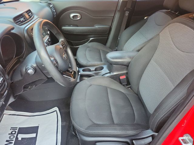 Used 2019 Kia Soul + FWD image 9