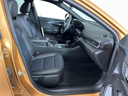 Used 2024 Buick Envista Preferred w/ Convenience II Package image 29