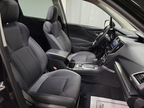 Used 2023 Subaru Forester Premium image 26