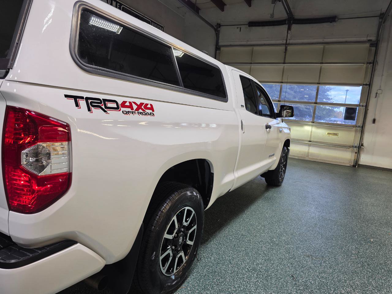 Used 2019 Toyota Tundra SR5 w/ TRD Off Road Package AWD/4WD image 7