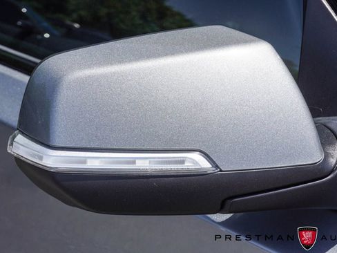 Used 2023 Chevrolet Traverse RS AWD/4WD image 17