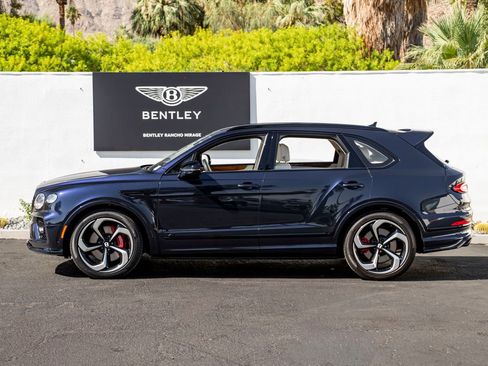 Used 2023 Bentley Bentayga AWD/4WD image 5
