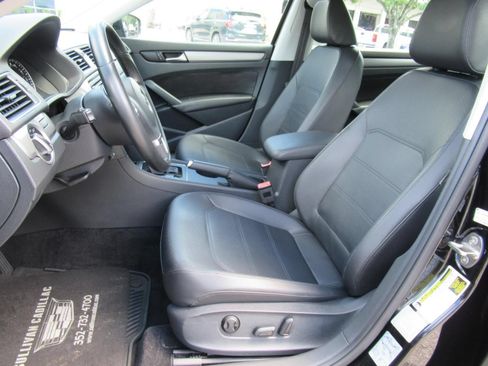 Used 2015 Volkswagen Passat 1.8T Wolfsburg Edition FWD image 17