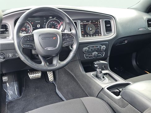 Used 2022 Dodge Charger Scat Pack RWD image 32