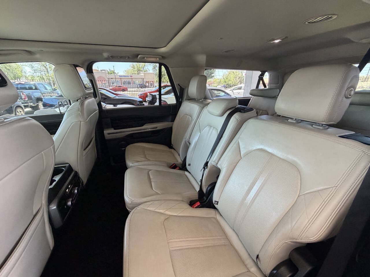 Used 2019 Ford Expedition Max Platinum RWD image 14