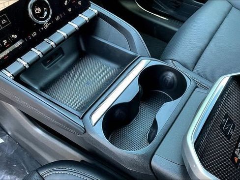 New 2026 GMC Terrain Elevation w/ Elevation Premium Package image 8