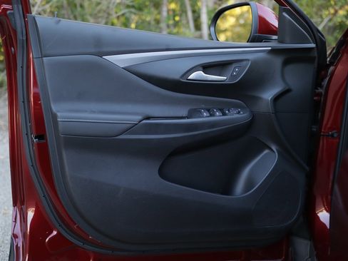 Used 2024 Buick Envista Preferred w/ Convenience I Package image 22