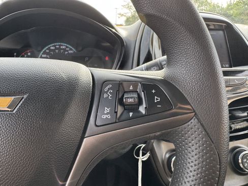 Used 2021 Chevrolet Spark LT FWD image 23