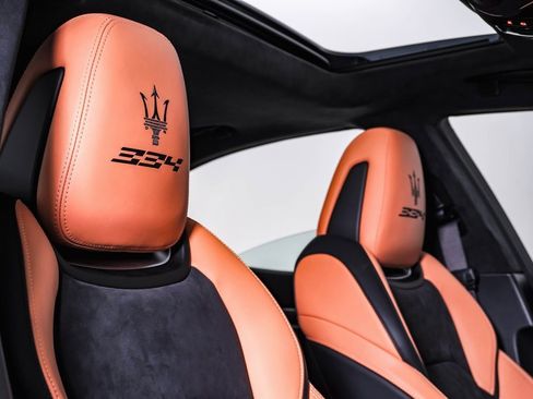 Used 2024 Maserati Ghibli Trofeo image 16