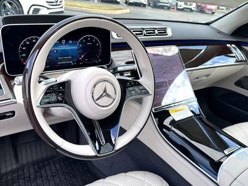 New 2026 Mercedes-Benz S 580 4MATIC Sedan image 12
