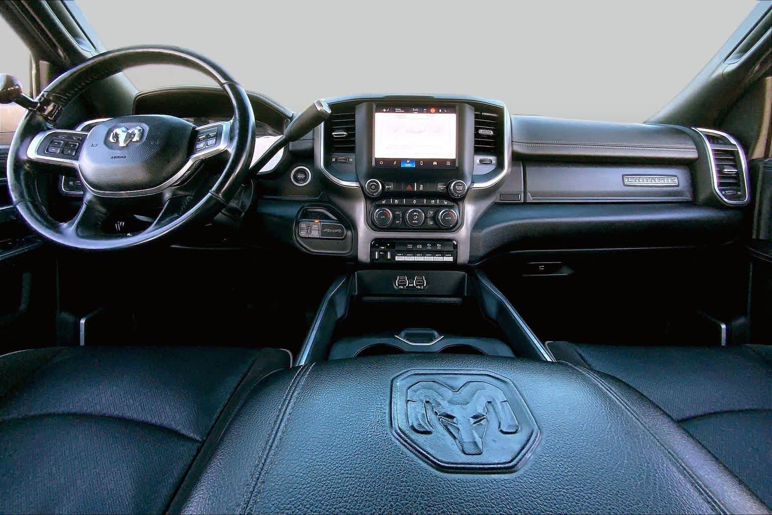Used 2022 RAM 3500 Laramie w/ Night Edition AWD/4WD image 15