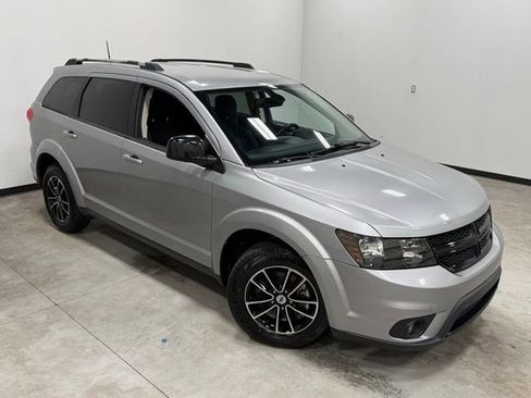 Used 2018 Dodge Journey SXT w/ Connectivity Group image 34