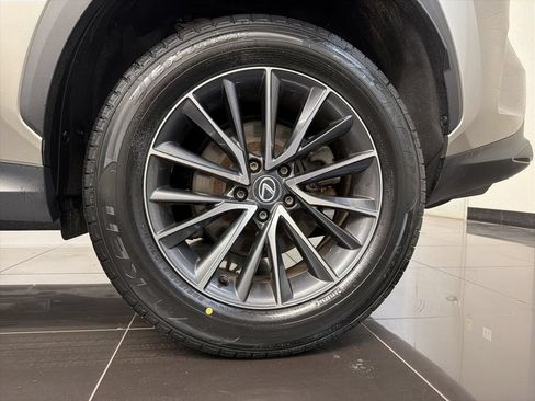 Used 2024 Lexus NX 350 AWD image 7