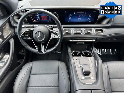 Used 2025 Mercedes-Benz GLS 450 4MATIC image 29