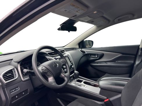 Used 2022 Nissan Murano S image 9