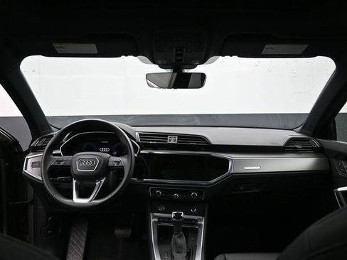 Certified 2025 Audi Q3 2.0T Premium w/ Convenience Package AWD/4WD image 29