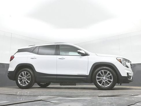 Used 2022 GMC Terrain SLT w/ Infotainment Package II FWD image 49