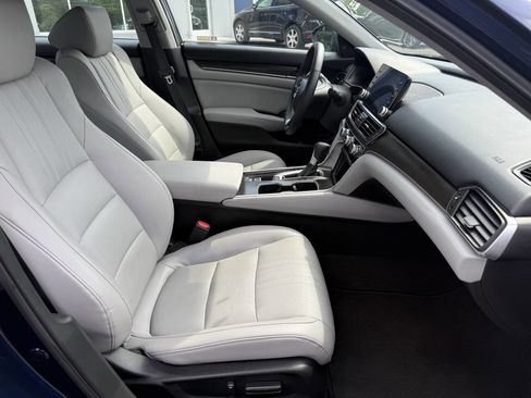 Used 2018 Honda Accord EX-L image 15