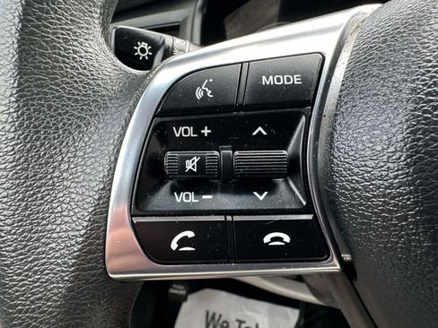 Used 2018 Hyundai Sonata SE FWD image 17