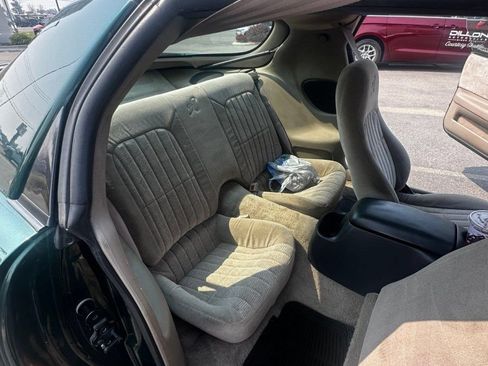 Used 1997 Chevrolet Camaro LT RWD image 17