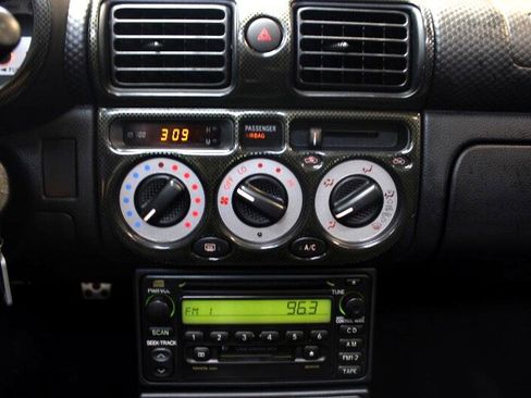 Used 2001 Toyota MR2 image 35