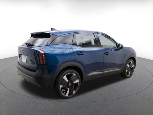 Used 2026 Nissan Kicks SR FWD image 7