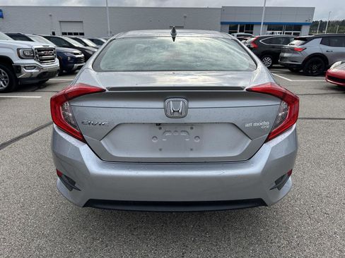 Used 2017 Honda Civic EX-L image 4