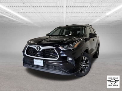 Used 2021 Toyota Highlander XLE