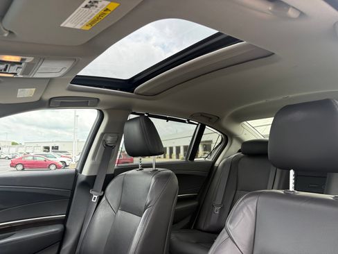 Used 2017 Acura RLX w/ Advance Package FWD image 13
