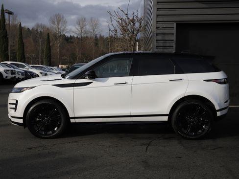 New 2025 Land Rover Range Rover Evoque Dynamic SE AWD/4WD image 3