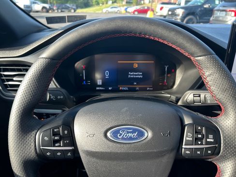 Certified 2024 Ford Escape ST-Line w/ Tech Pack #1 AWD/4WD image 23