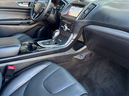 Used 2018 Ford Edge Titanium w/ Equipment Group 302A image 15