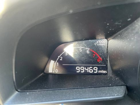 Used 2017 MAZDA MAZDA3 Touring FWD image 11