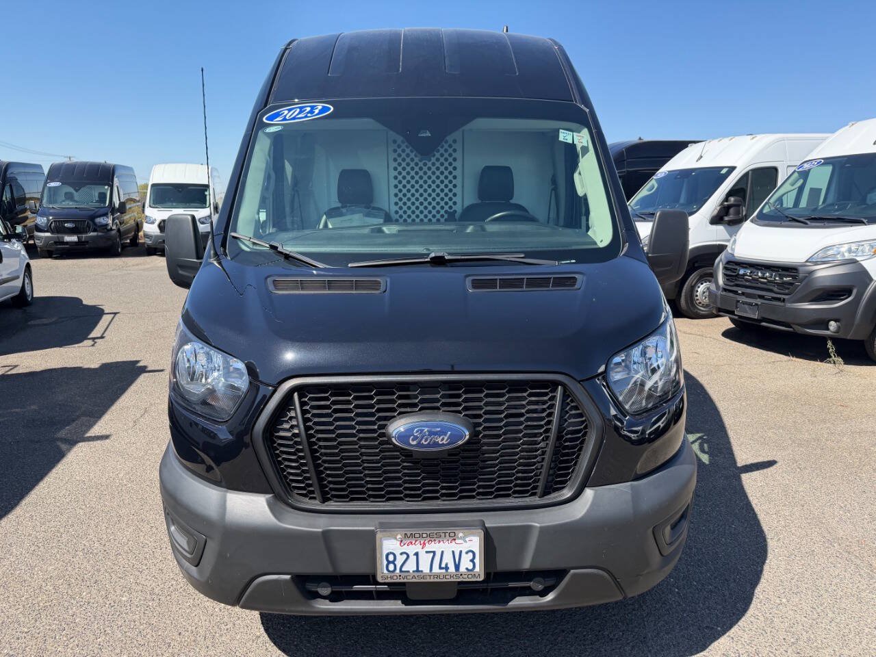 Used 2023 Ford Transit 250 148 High Roof Extended w/ Load Area Protection Package RWD image 3