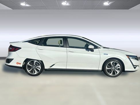 Used 2020 Honda Clarity Plug-In Hybrid image 7