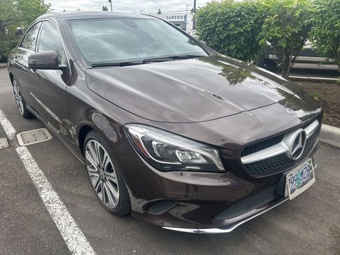 Used 2018 Mercedes-Benz CLA 250 4MATIC image 3