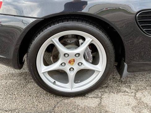 Used 2004 Porsche Boxster RWD image 8