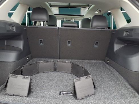 New 2026 Volkswagen Tiguan SE image 10