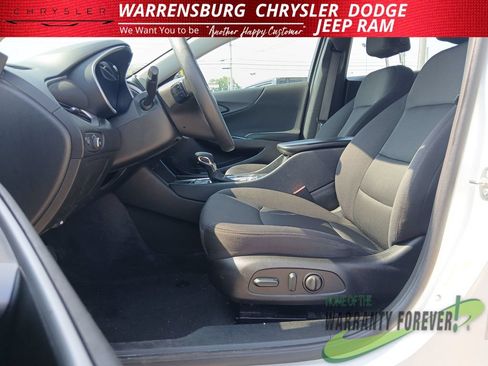 Used 2024 Chevrolet Malibu LT FWD image 13