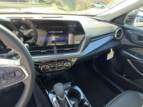 New 2026 Chevrolet Trax ACTIV image 24