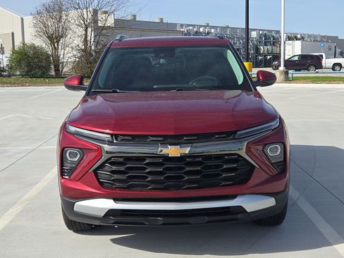 Used 2025 Chevrolet TrailBlazer LT image 10