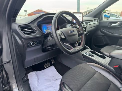 Used 2024 Ford Escape ST-Line image 17