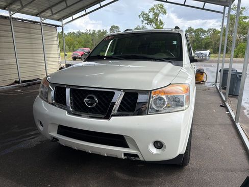 Used 2015 Nissan Armada SL w/ Moonroof Package image 2