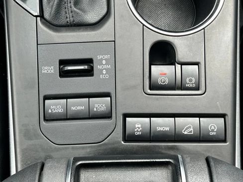 Used 2021 Toyota Highlander XLE AWD/4WD image 66