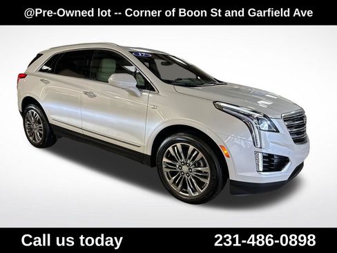 Used 2017 Cadillac XT5 Premium Luxury AWD/4WD image 7