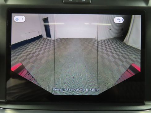 Used 2025 Ford F450 Platinum w/ Platinum Plus Package image 22